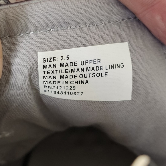 VINCE CAMUTO | GIRLS HIGH-TOP GLITTER PLATFORM SNEAKERS - - Picture 16 of 16